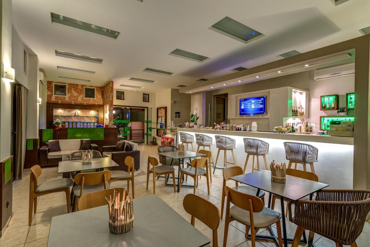 Sfáka Alkionis Beach Hotel Apartments מראה חיצוני תמונה