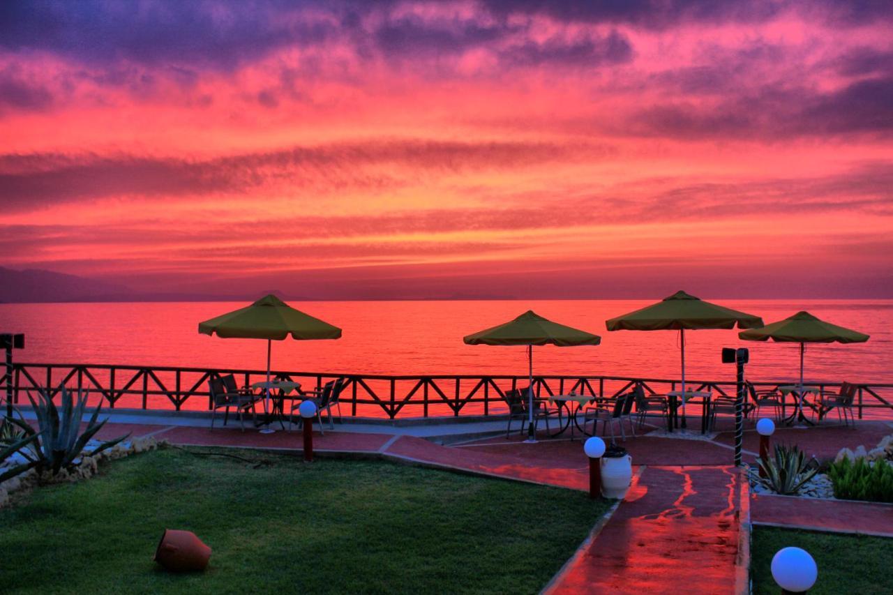 Sfáka Alkionis Beach Hotel Apartments מראה חיצוני תמונה