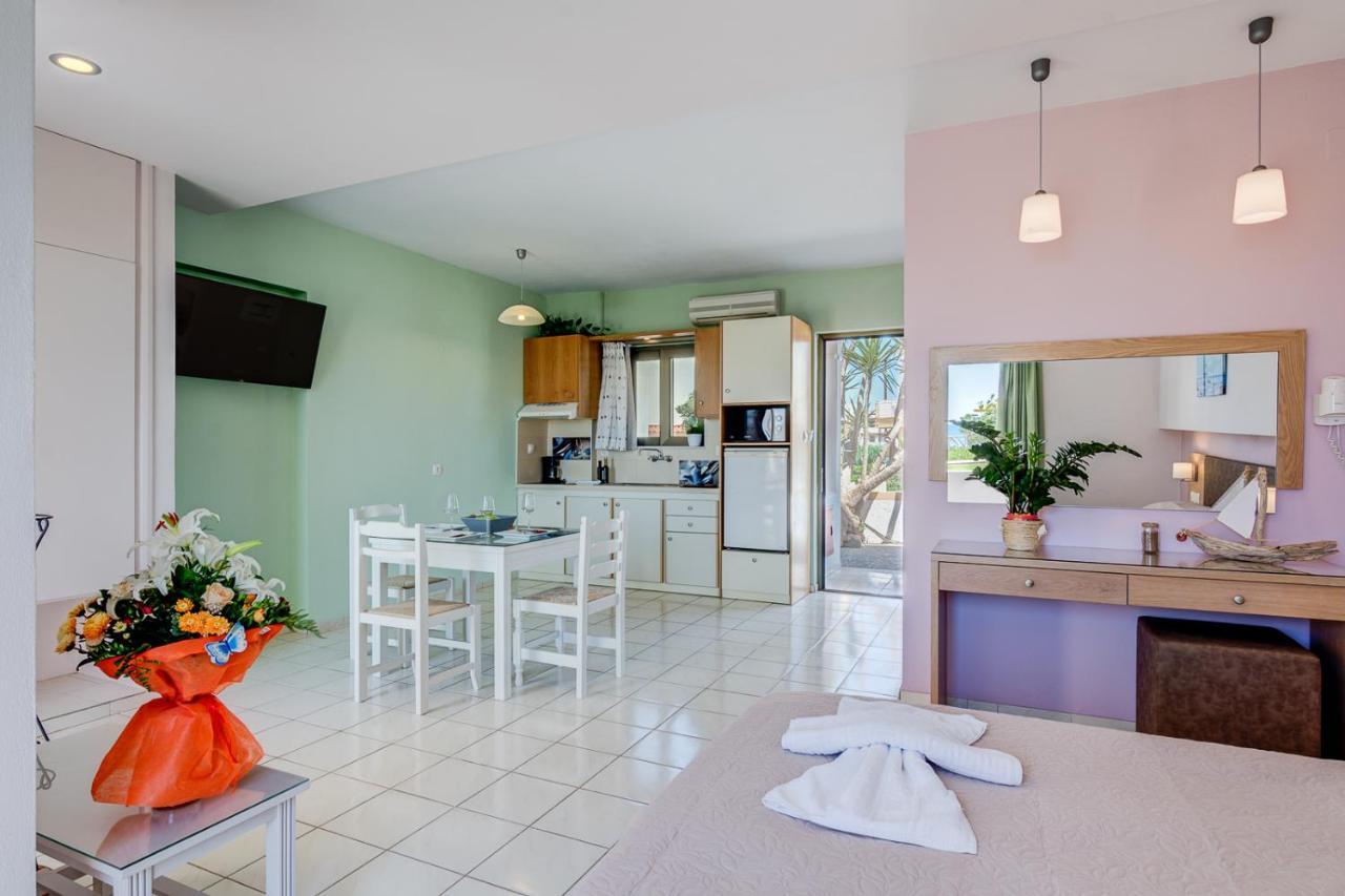 Sfáka Alkionis Beach Hotel Apartments מראה חיצוני תמונה